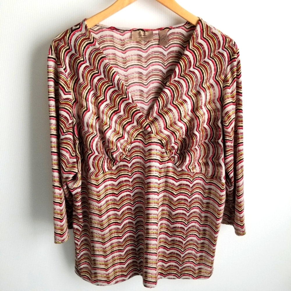 i.e Woman Top V-neck 3/4 Sleeves Abstract Print